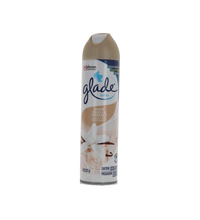 Glade Air Freshener Sheer Vanilla Embrace - 8 oz image 0